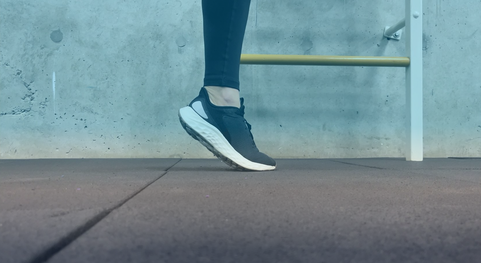 Pose detection for online Achilles tendon rupture rehabilitation