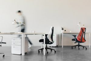 Outsourcing of Software Development: Main Benefits & Pitfalls